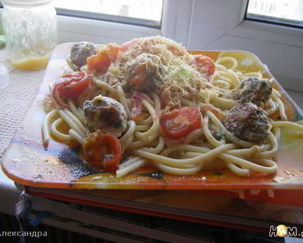 Паста с фрикадельками в сливочно-томатном соусе