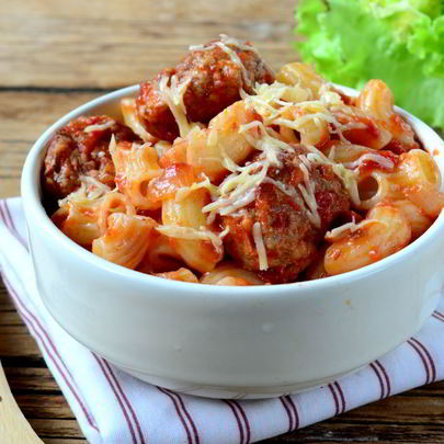 Паста в томате с фрикадельками