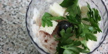 рыбные фрикадельки с соусом айоли