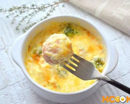 Рыбные фрикадельки в сливочном соусе