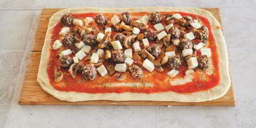 стромболи с фрикадельками