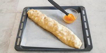 стромболи с фрикадельками