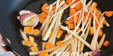 чечевица с курицей