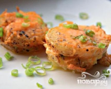 Картофель с сыром и зеленым луком