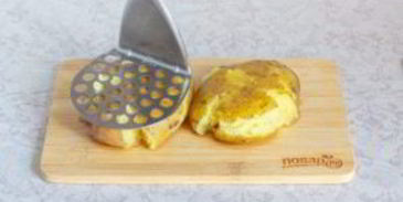 молодой картофель по-португальски в горчичной заправке