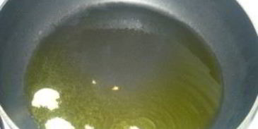 рис на сковороде