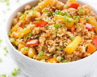 Рис с ананасом и овощами