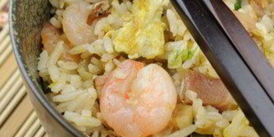 Рецепт сладкого риса с креветками и салатной смесью афиша-еда