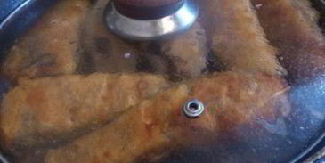 вкусная жареная рыба