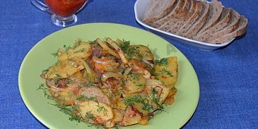 жареная картошка с болгарским перцем