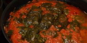 долма из свекольных листьев