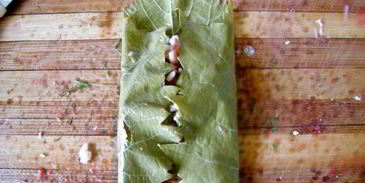 долма с курицей и кедровыми орешками