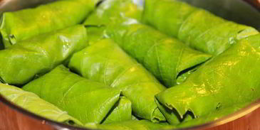 голубцы из виноградных листьев