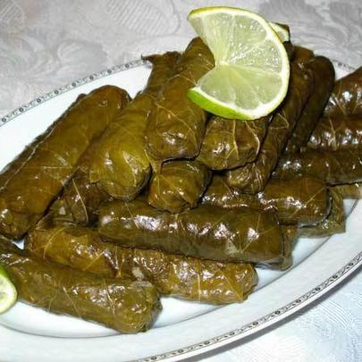 Голубцы в виноградных листьях