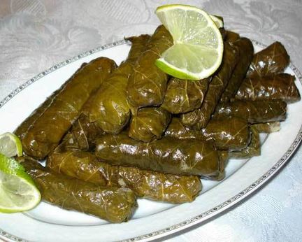 Голубцы в виноградных листьях