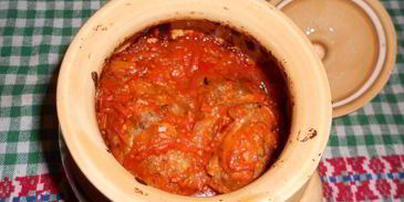 ленивые голубцы с капустой и фаршем в горшочках