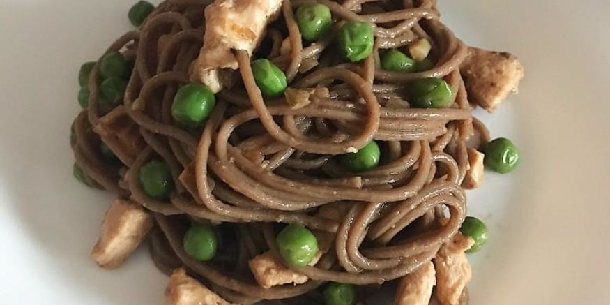 Рецепт гречневой лапши с курицей