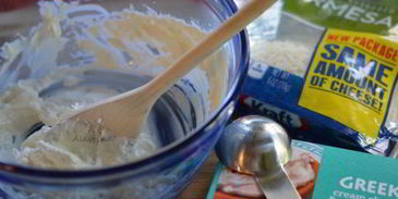 фаршированные грибы с крабовым соусом