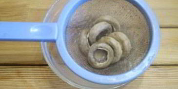 грибы фаршированные в духовке