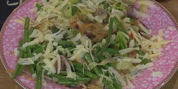 грибы с фасолью, капустой и сыром