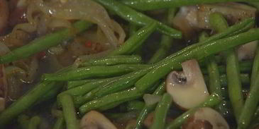 грибы с фасолью, капустой и сыром