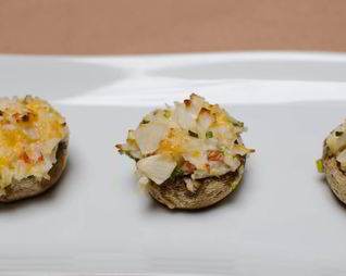 Шампиньоны фаршированные крабовыми палочками