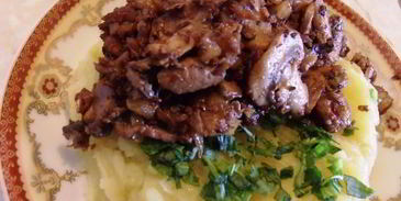 шампиньоны с грецкими орехами