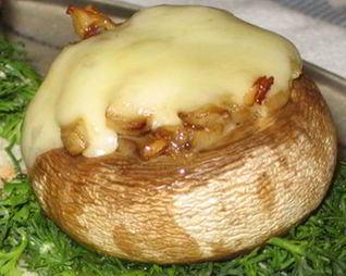 Шампиньоны с сыром