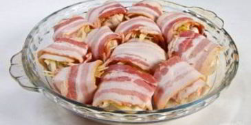 шампиньоны в беконе в духовке