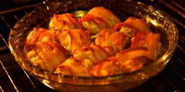 шампиньоны в беконе в духовке