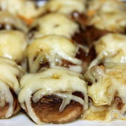 Шампиньоны, запеченные с сыром
