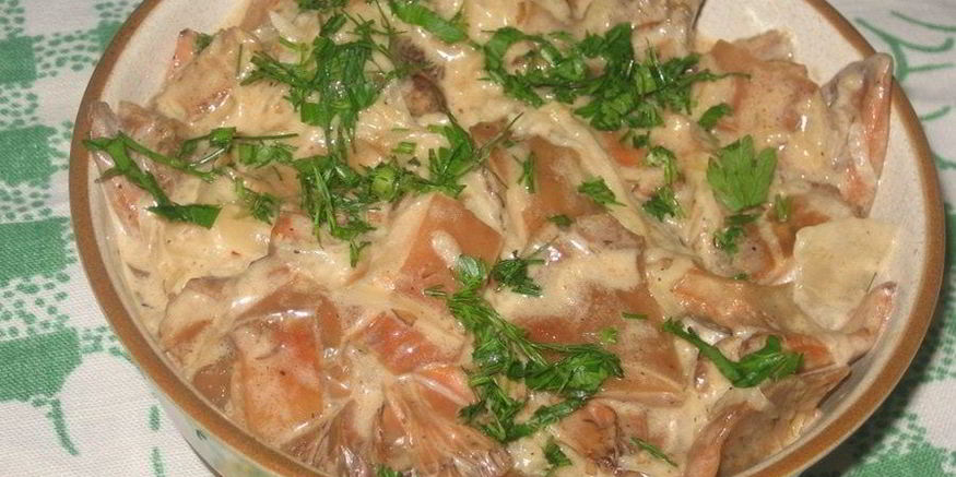 Рецепт тушеных рыжиков