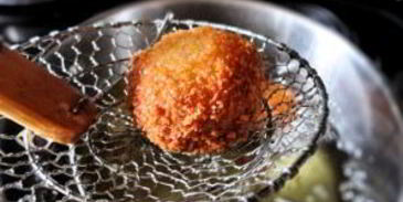 жареные фаршированные шампиньоны