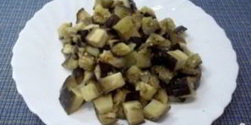 жареные грибы с баклажанами