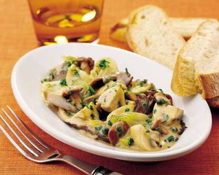 Грибной гуляш в винно-перечном соусе