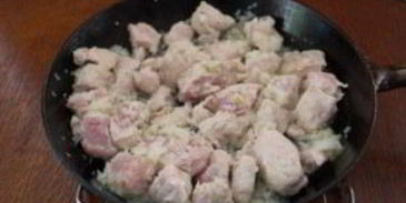 гуляш из индейки с картошкой