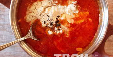 гуляш из курицы с подливкой