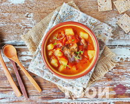 Гуляш из печени говяжьей