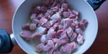 гуляш из свинины с овощами