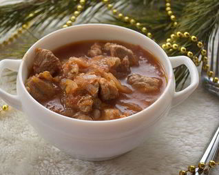 Гуляш из свиного окорока