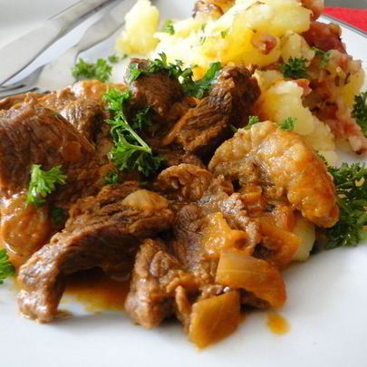 Гуляш из телятины по-австрийски