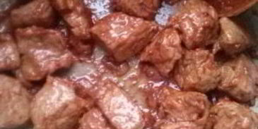 гуляш по-венгерски с клецками