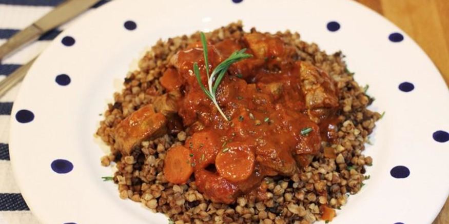 Рецепт гуляша с гречкой