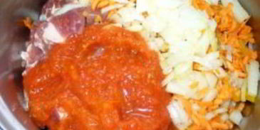 гуляш с подливой