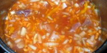 гуляш с подливой