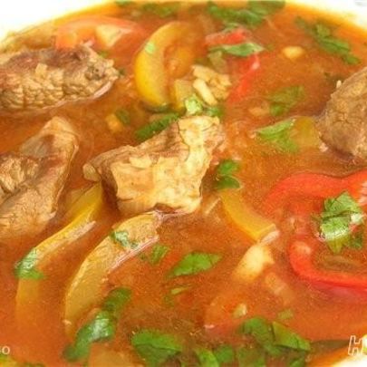 Гуляш свиной