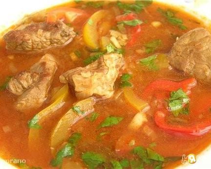 Гуляш свиной