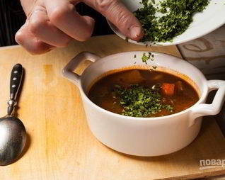 Гуляш венгерский из говядины