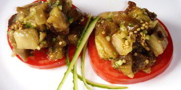 мадьярский гуляш с баклажанной закуской