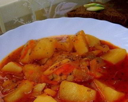 Суп-гуляш с курицей